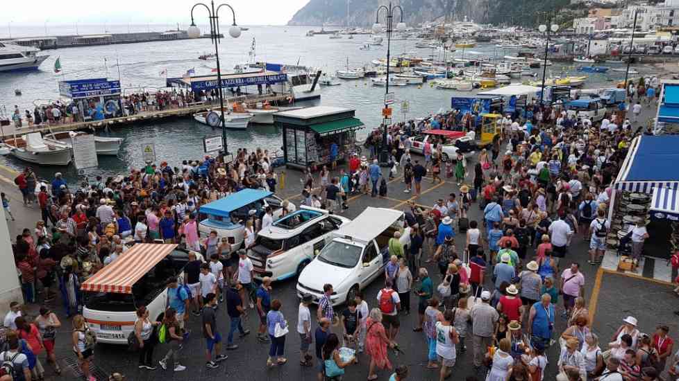 capri-turisti-2