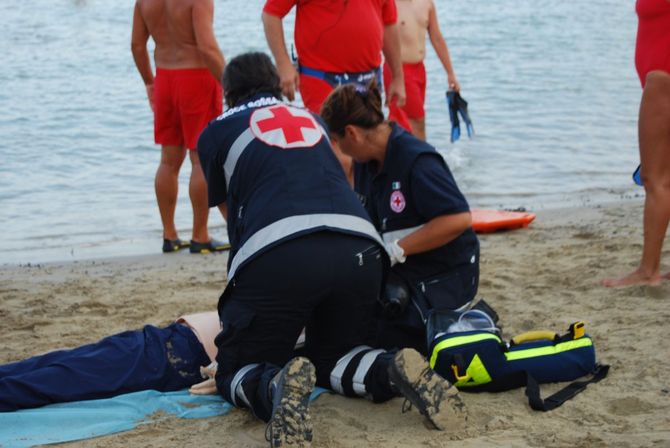 esercitazione-guardia-costiera-croce-rossa-sanremo5_84025