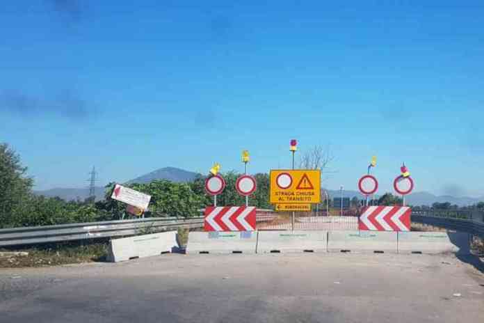 ponte interrotto
