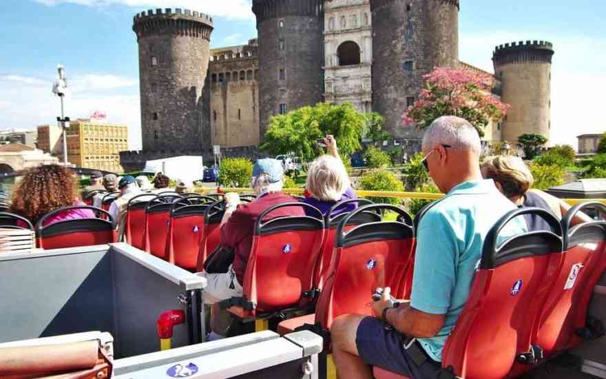 City-Sightseeing-Napoli-2