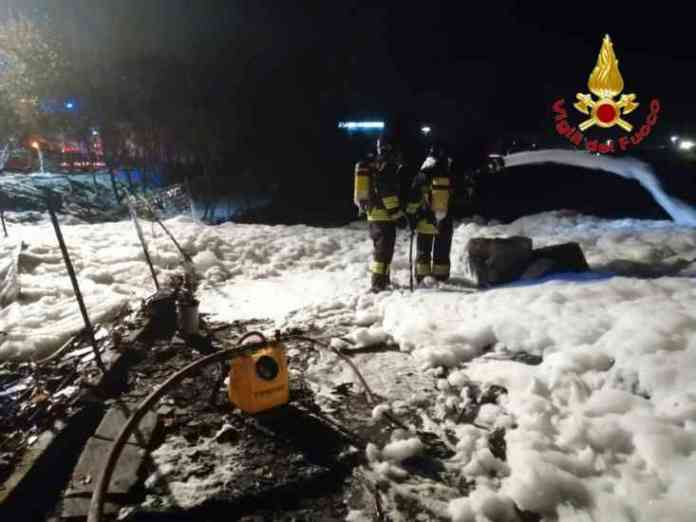 Rogo rifiuti area Lo Uttaro caserta 2