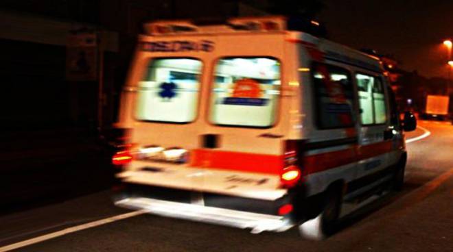 ambulanza-notte-