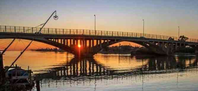 ponte sul fiume Volturno a Castel Volturno