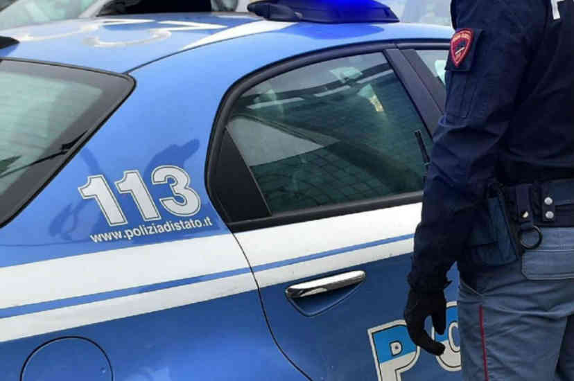 san-giovanni-a-teduccio-blitz-della-polizia-duro-colpo-al-clan-formicola