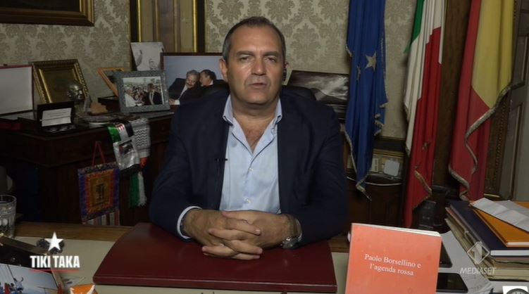 De Magistris a Tiki Taka