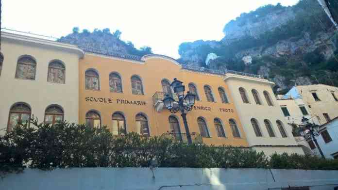 scuola atrani