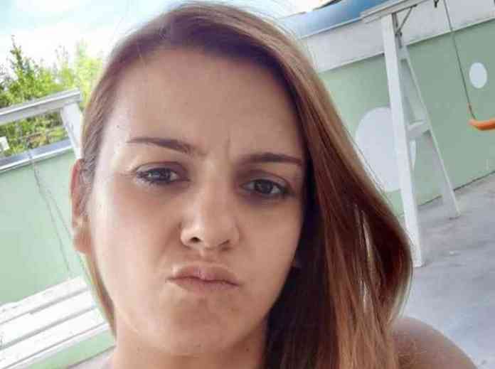ragazza sarno