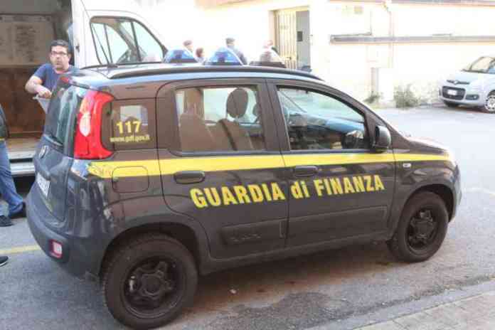 via cocchia centro migranti