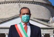 Napoli, de Magistris: “Essere sindaco è un privilegio e fatica”