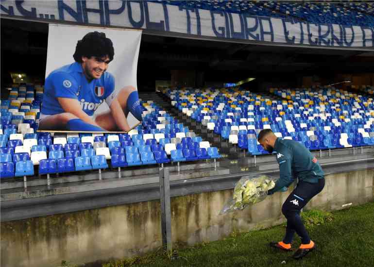 Napoli-Roma Maradona (1)