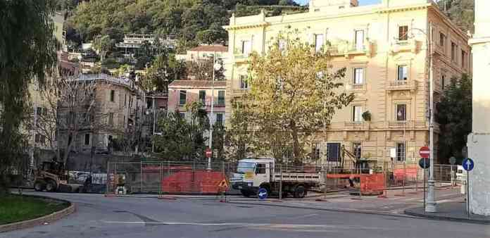 Parcheggio ex Genio Civile alberi