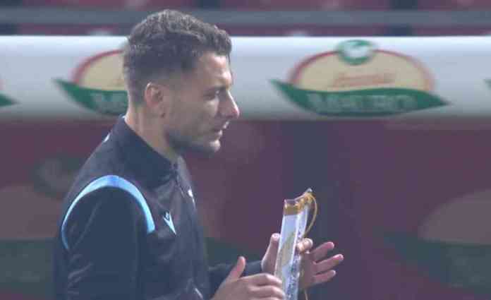 Immobile ingresso in campo