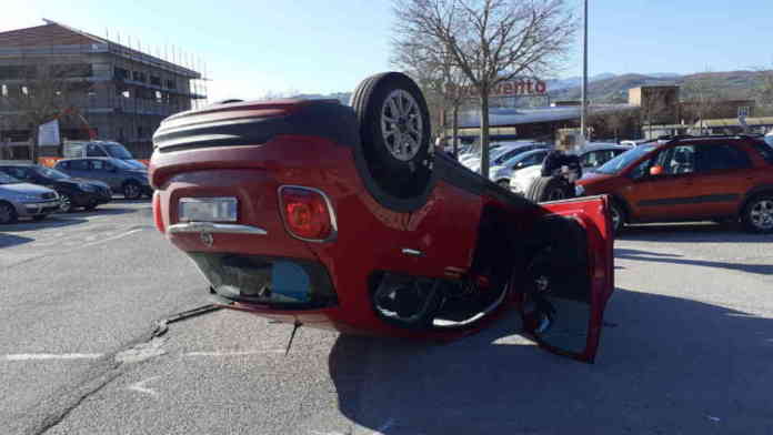 Incidente centro commerciale 02