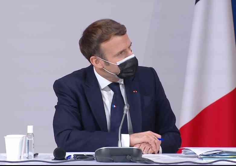 Macron 123
