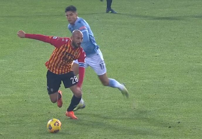 Schiattarella in azione contro la Lazio