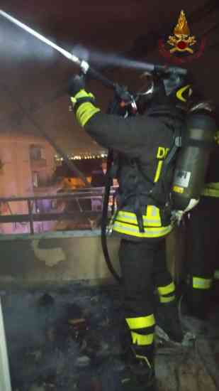 Vigili del Fuoco intervengono a Pignataro per rogo abitazione 9-12-2020