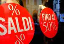 Saldi, a Napoli inizio soft: sconti tra il 30% e il 50%
