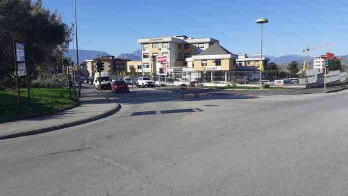 via vetrone viabilità traffico 1