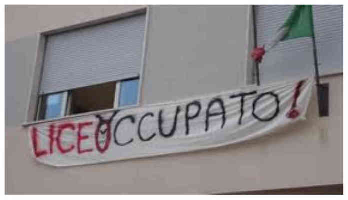 Scuole occupato