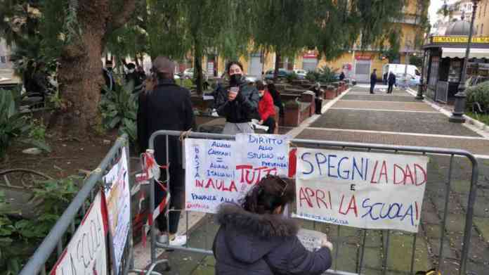 Spegniamo la Dad - Salerno