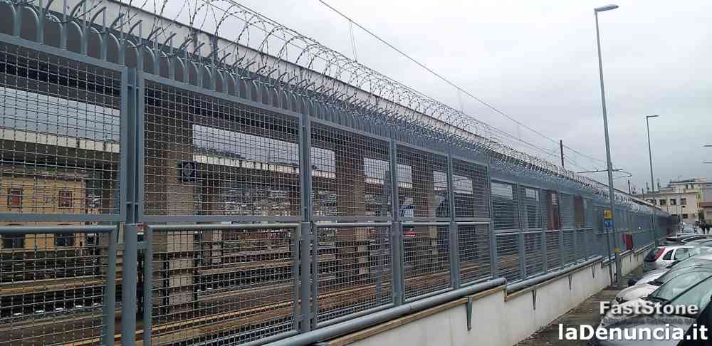 Stazione Salerno entrata secondaria