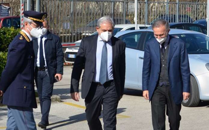 questura avellino
