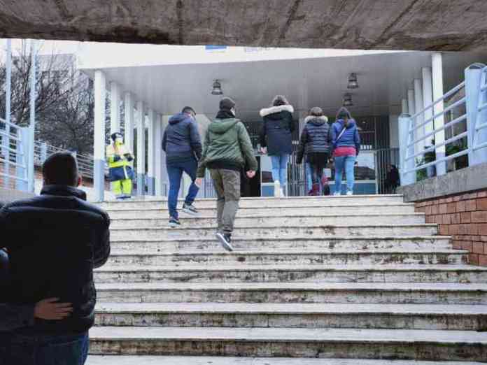 scuola de sanctis salerno3