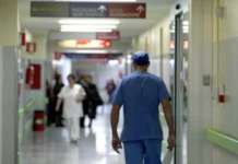 Covid, visite in ospedale interdette: l’appello di un medico