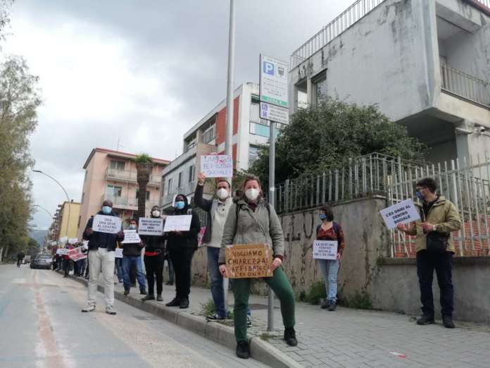 protesta centro sociale