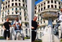 Napoli, Fontana del Gigante vandalizzata da due adulti per un ballo su Tik Tok (VIDEO)