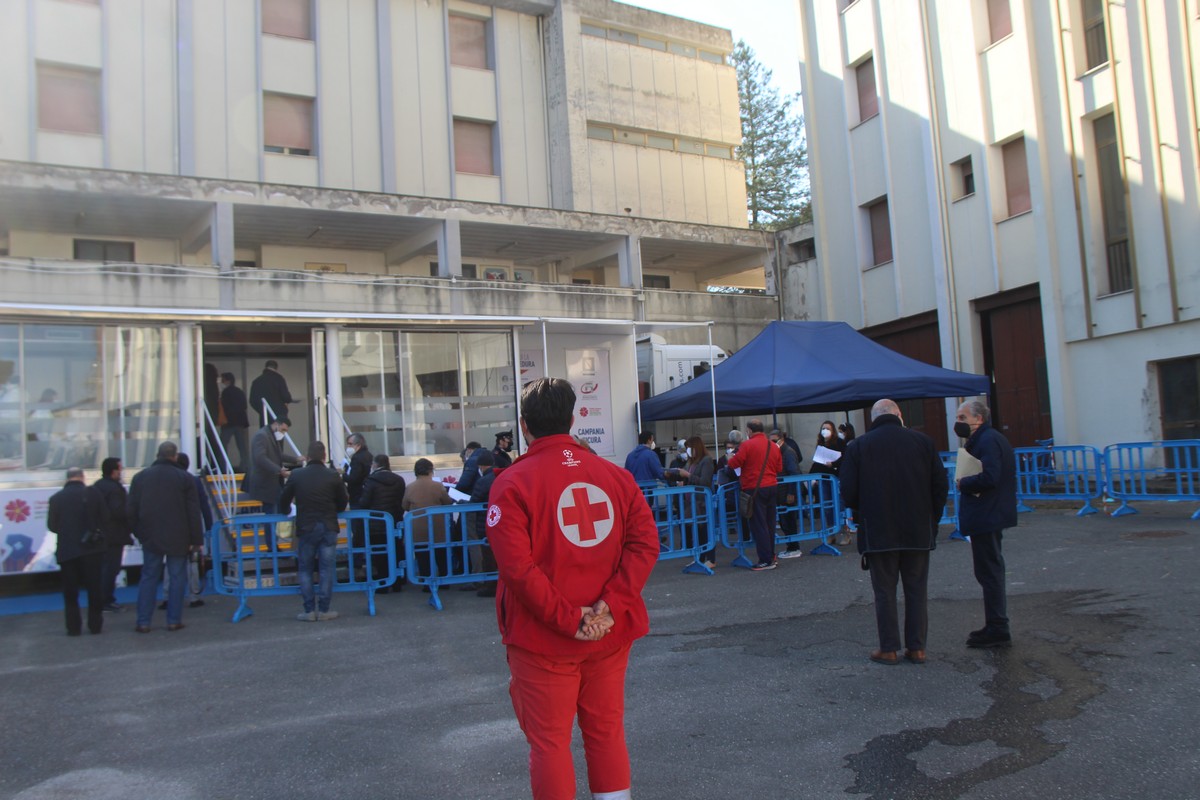 vaccinazione asl caserma pepicelli over 70 (4)