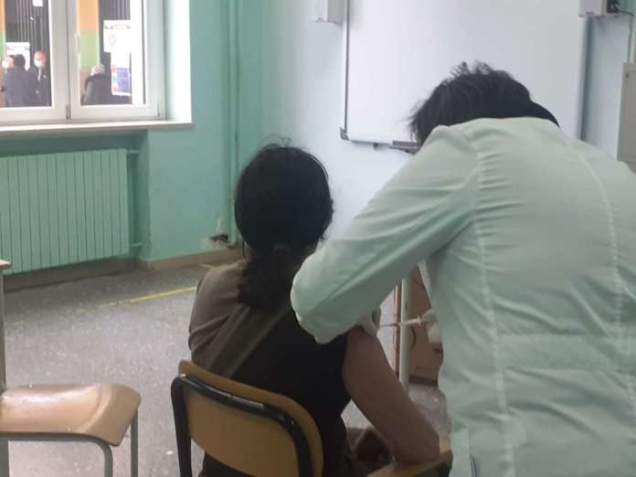 vaccini forze dell'ordine 5