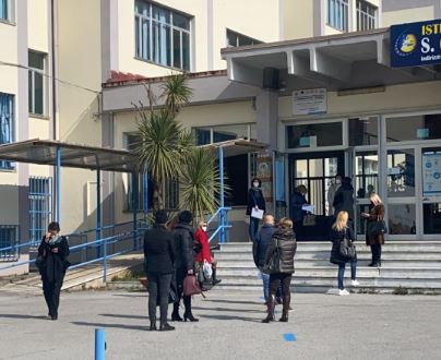vaccini scuola santa caterina salerno