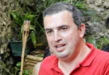 Sindaco di Salerno, Michele Tedesco non scioglie la riserva