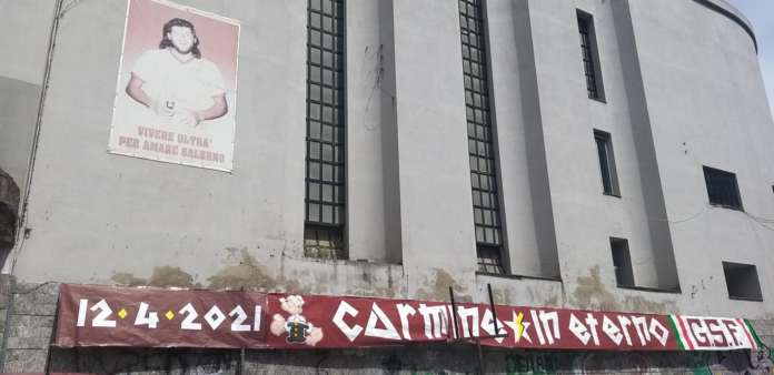 Siberiano striscione al Vestuti