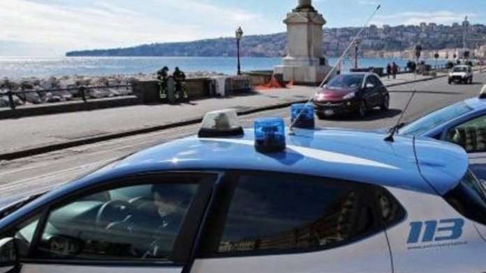 controlli napoli polizia