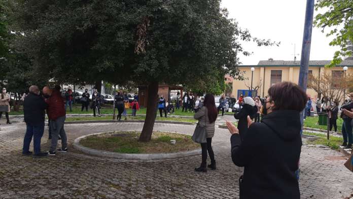 protesta airola mamma pro dad 3