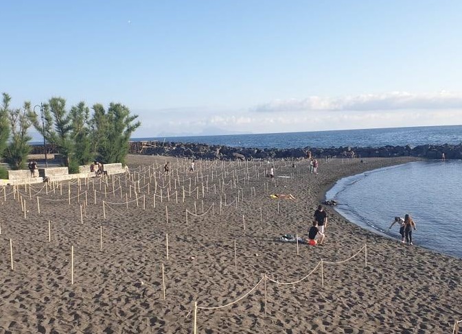 spiaggia portici