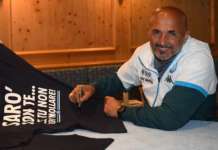 Napoli, le T-shirt ufficiali “Sarò con te…” in vendita allo store di Dimaro-Folgarida