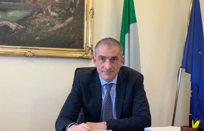 andrea costa sottosegretario alla salute
