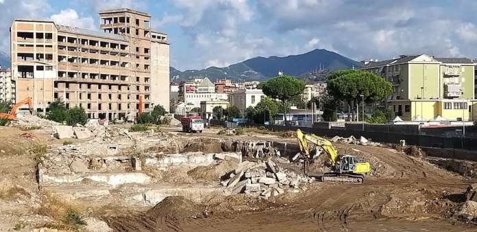 Pastificio amato abbattimento