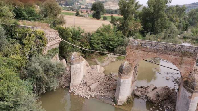 apice crollo viadotto 3