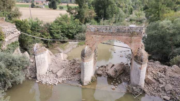 apiuce crollo viadotto 1