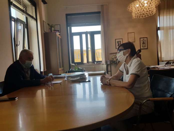 sindaco di Battipaglia Cecilia Francese col Commissario di Eboli dott. De Iesu