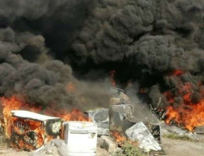 incendio campo rom
