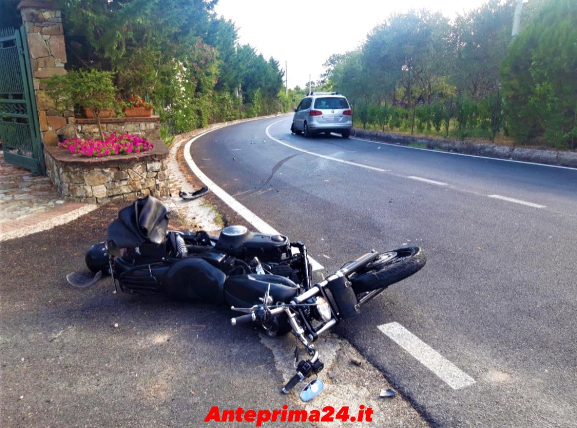 incidente moto buccino