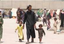 Afghanistan: arrivati a Napoli altri 87 profughi, tra loro una decina di bambini