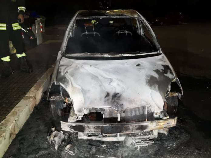 toyota yaris incendio