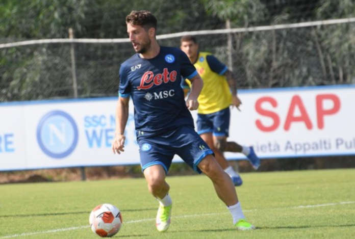 Mertens allenamento