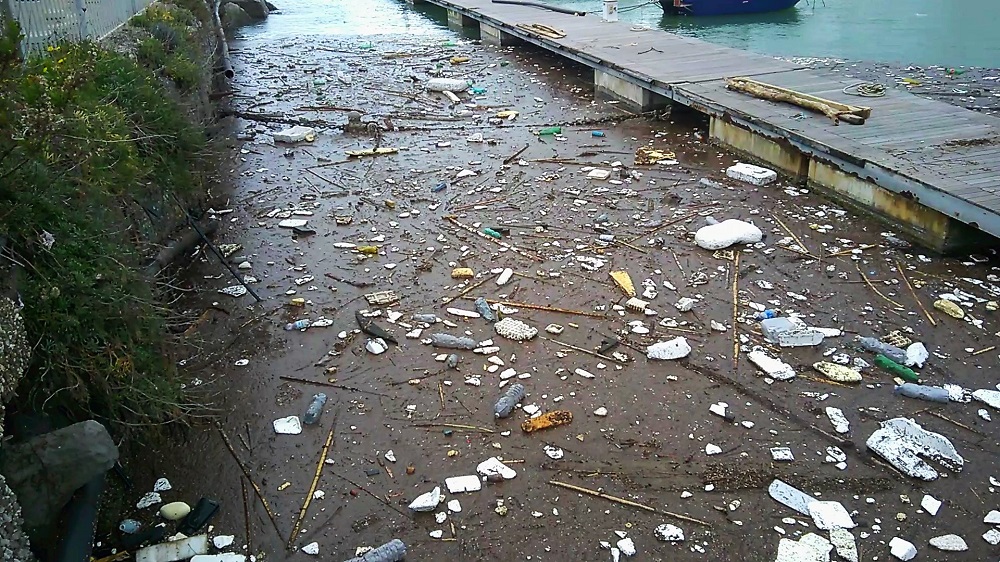Mare di plastica